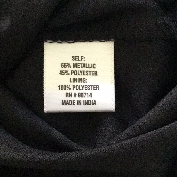 Holiday dress - Picture 7 of 8